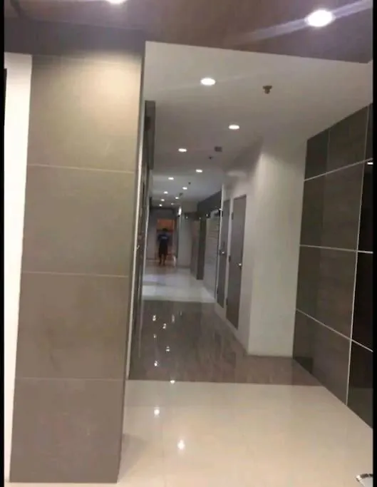 Apartment Modern Style Condo With Unli Wifi And Netflix Manila
